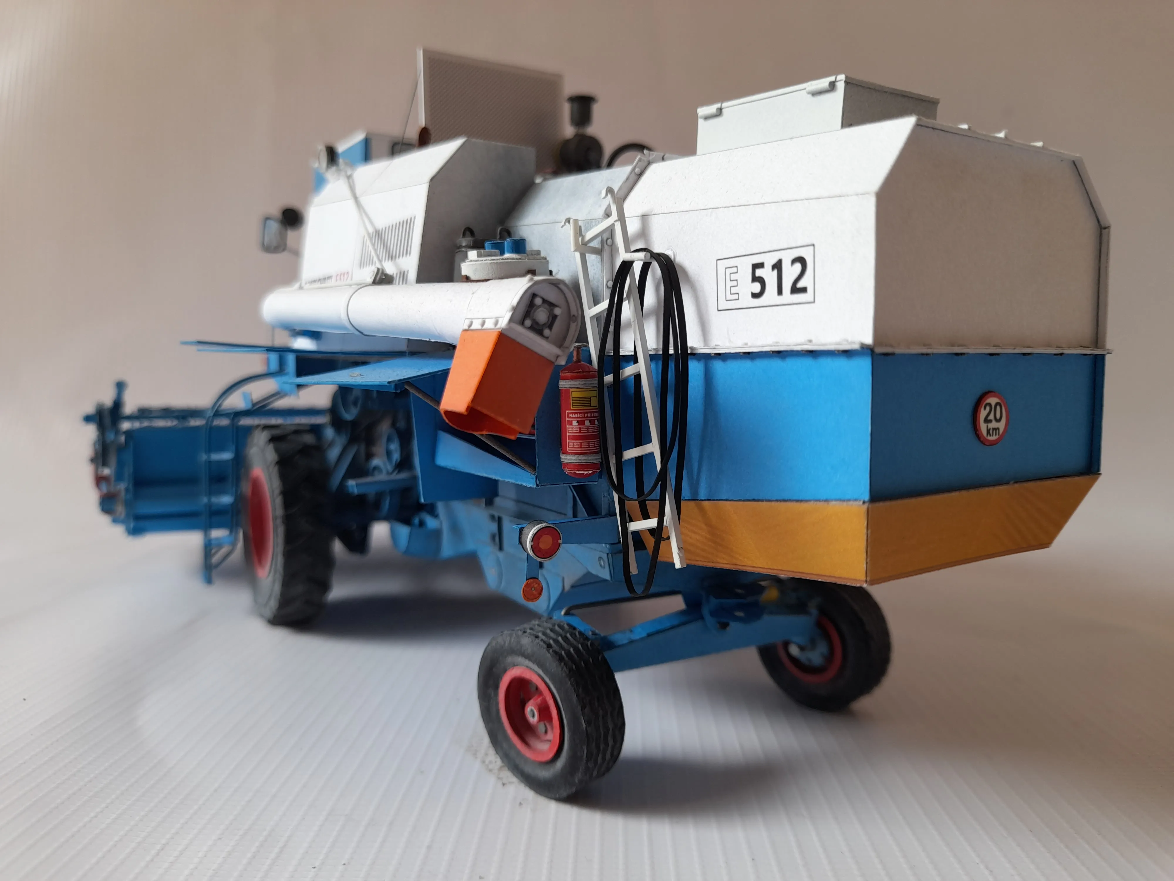 Kombajn E 512 Fortschritt